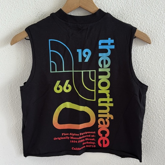 The North Face Women's Black Muscle Tee Small - Picture 1 of 3